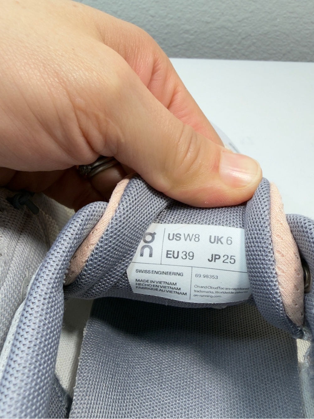 On Cloud 5 Push Women’s Running Shoes Glacier Undyed White Sneakers 69.98353 Sz8 - Picture 6 of 12